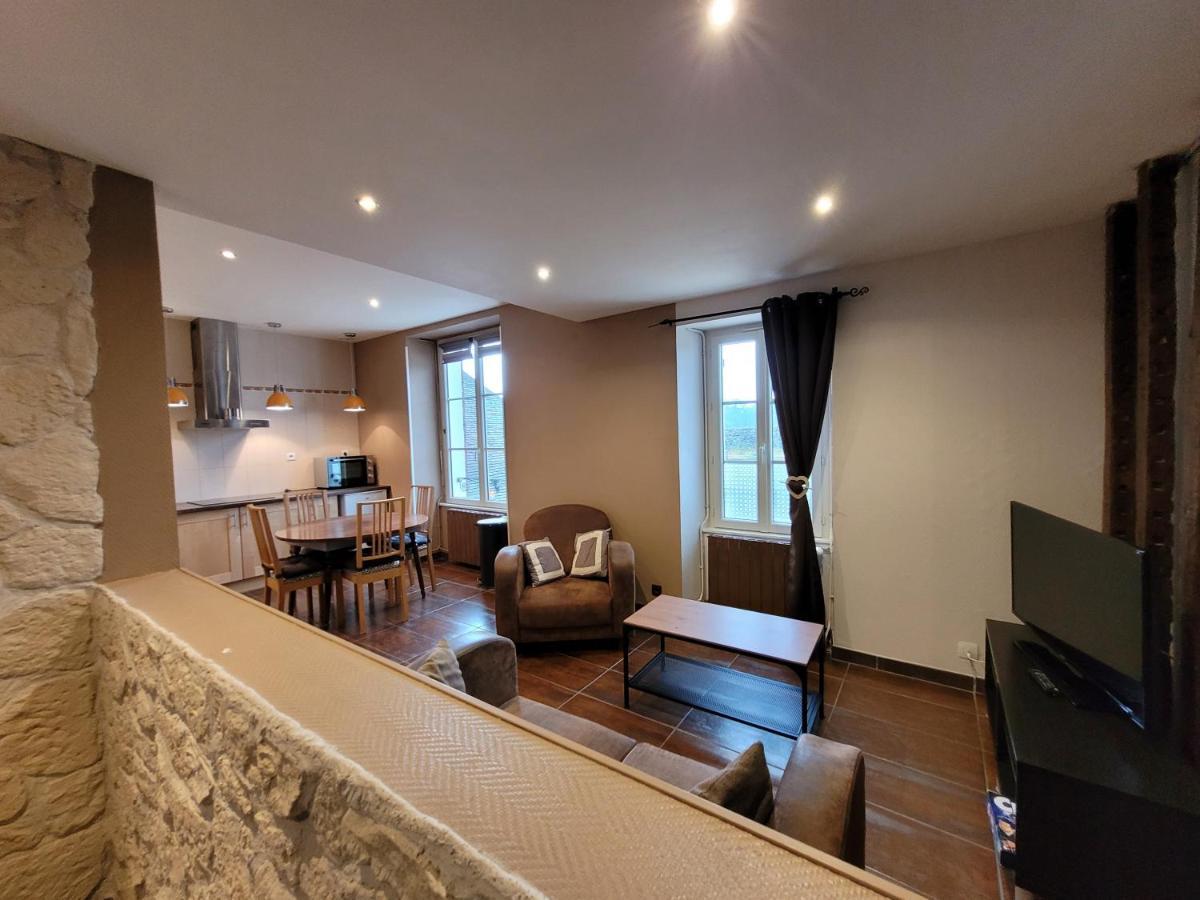 Les Bords De Loire Apartamento Veuves Exterior foto